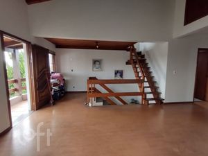 Image 5 - 887762