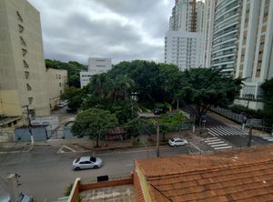 Image 6 - 887764