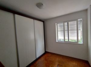 Image 3 - 887764