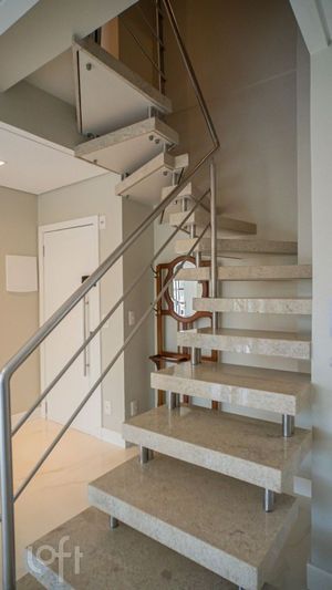Image 18 - 887765