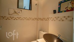 Image 35 - 887765