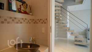 Image 36 - 887765