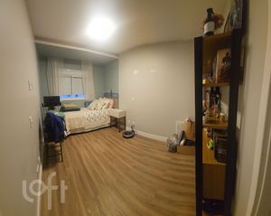 Image 14 - 887766