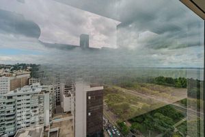 Image 23 - 887778