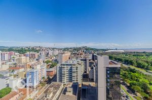 Image 37 - 887778