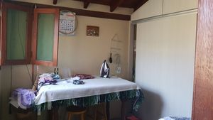 Image 17 - 887784