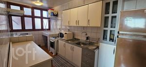 Image 14 - 887785