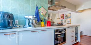 Image 4 - 887790