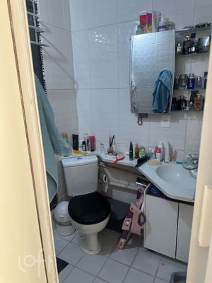 Image 10 - 887793