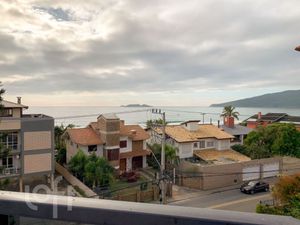 Image 35 - 887795