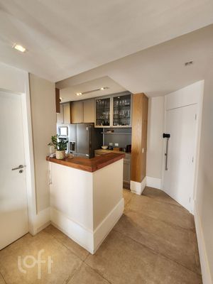 Image 8 - 887797