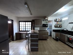 Image 2 - 887798