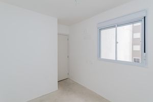 Image 21 - 887800