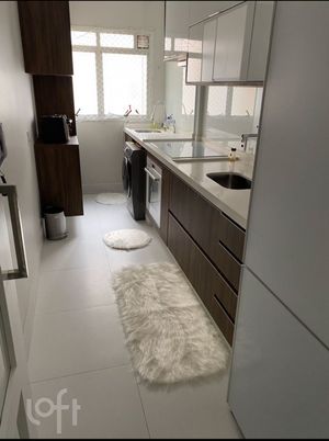 Image 9 - 887801