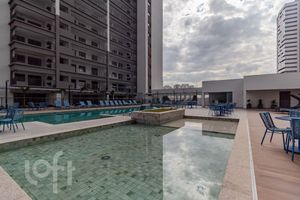 Image 63 - 887806