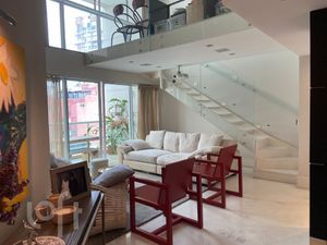 Image 18 - 887817