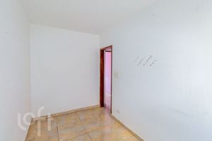 Image 9 - 887828