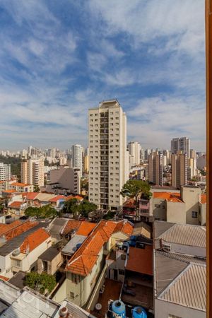 Image 26 - 887828