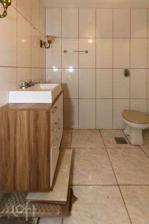 Image 8 - 887831