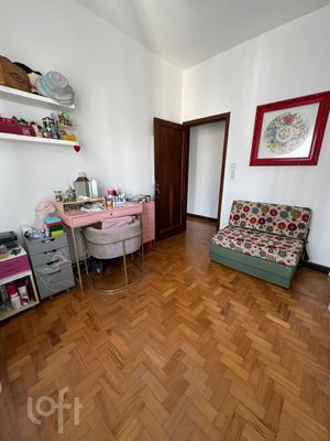 Image 16 - 887833