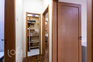 Image 13 - 887835