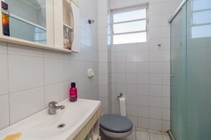 Image 11 - 887838