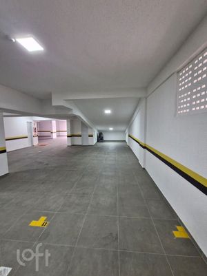 Image 25 - 887850