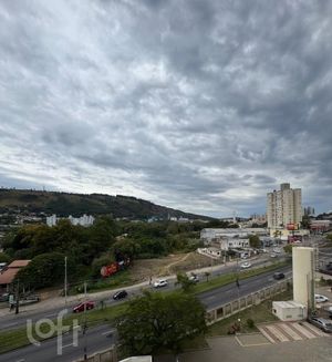Image 11 - 887851