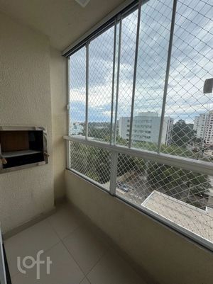 Image 1 - 887851