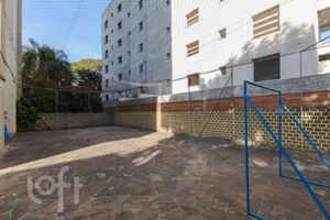 Image 31 - 887852