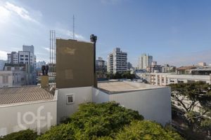 Image 21 - 887852