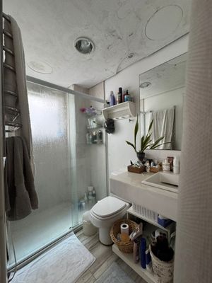 Image 8 - 887853