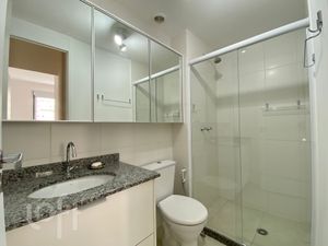 Image 9 - 887855