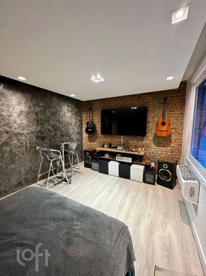 Image 9 - 887856