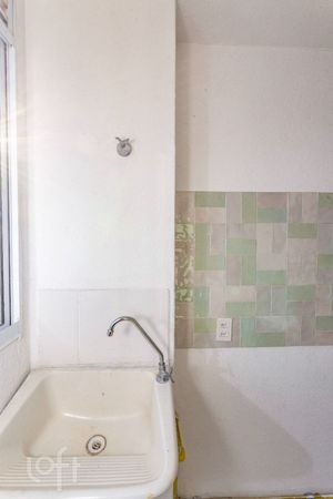 Image 11 - 887858