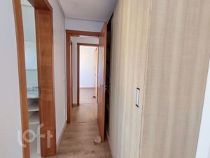 Image 12 - 887860