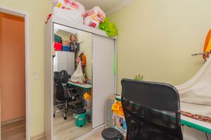Image 11 - 887877
