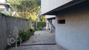 Image 26 - 887878