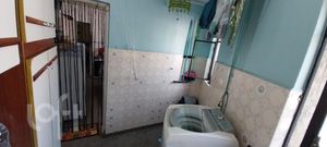 Image 4 - 887878