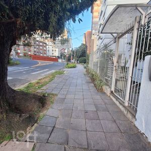 Image 15 - 887879