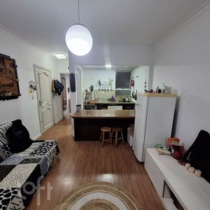 Image 17 - 887879