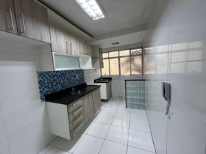 Image 1 - 887889