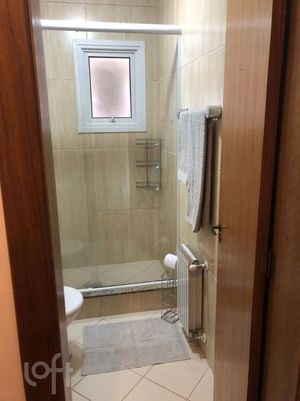 Image 8 - 887898