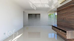 Image 6 - 887901