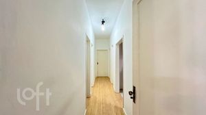 Image 16 - 887903