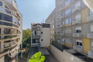 Image 3 - 887904