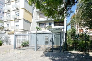 Image 3 - 887904