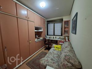 Image 7 - 887914