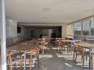 Image 14 - 887917