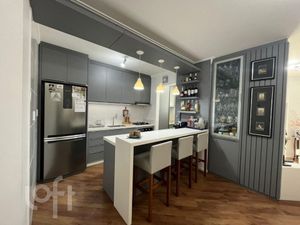 Image 1 - 887917